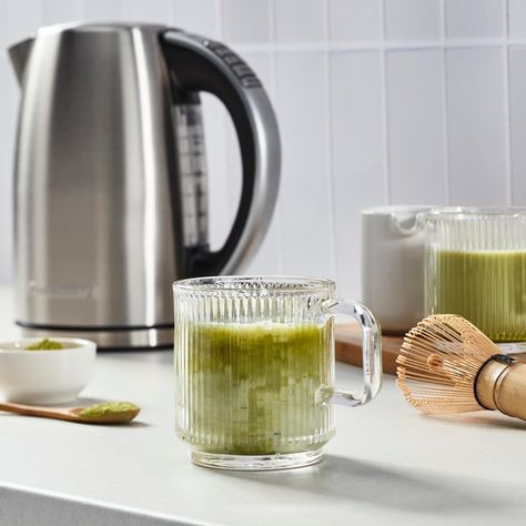 The Ultimate Guide to Mini Electric Kettles: Compact Power for Every Lifestyle